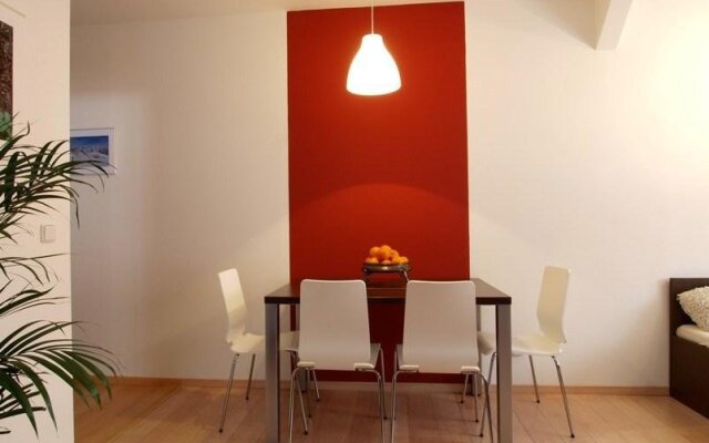 Penzion a restaurace Sklář