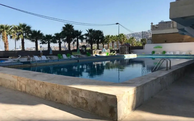 1 Bedroom Chalet in Jounieh,include Generator,pool