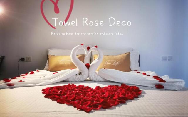 Yussy 4Bedroom Condo at R&F Princess Cove