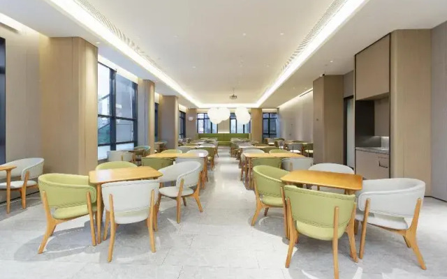 Ji Hotel (Ningbo Yinzhou Wanda)