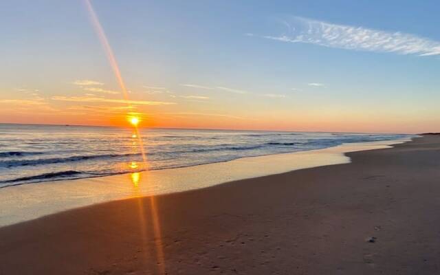 Fort Pierce - 2BD 2BA Tropical Surfside Retreat