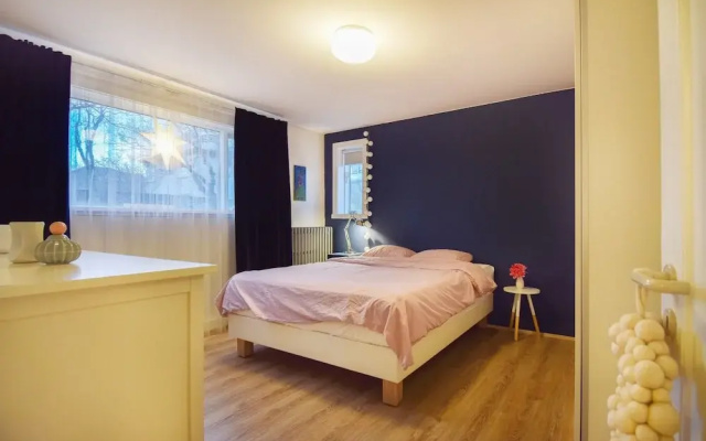 Apartment H81