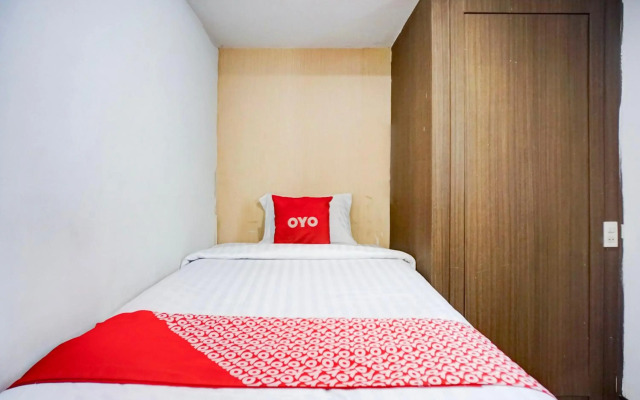 OYO 2574 Z Suites Hotel