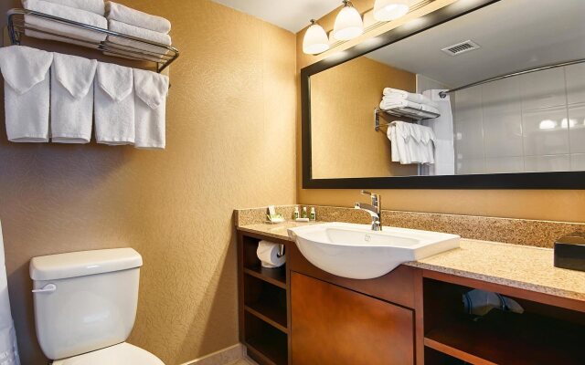 Best Western Plus Suites Downtown