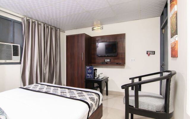 OYO 12339 Serenity Stay 2