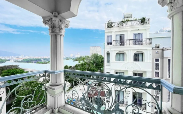 Joi Boutique Bãi Sau