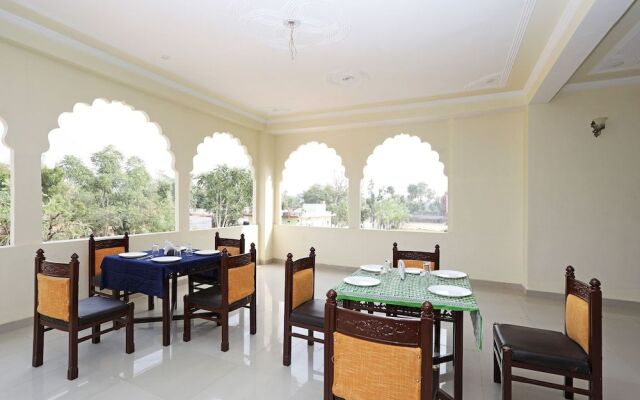 OYO 9973 Hotel Green Valley