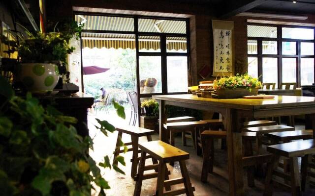 the Green Youth Hostel,Hangzhou