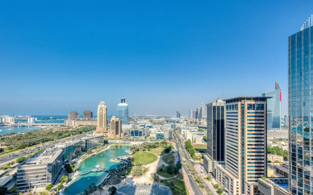 Maison Privee - Skyline & Sea Vw Nxt to Beach, in Dubai Marina