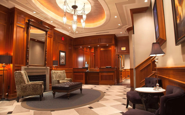 Strathcona Hotel