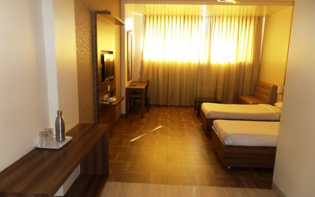 Hotel Rajvikas Residency