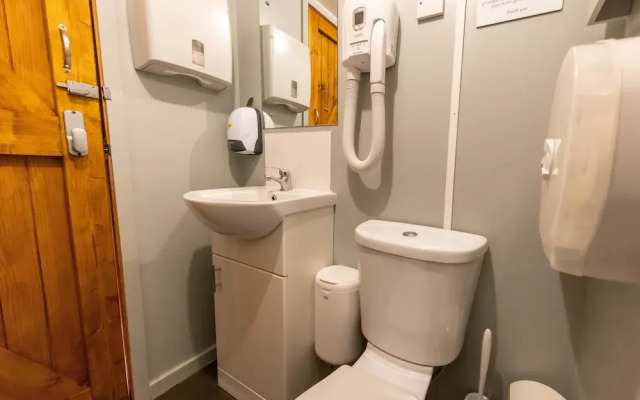 Orchard Hideaways