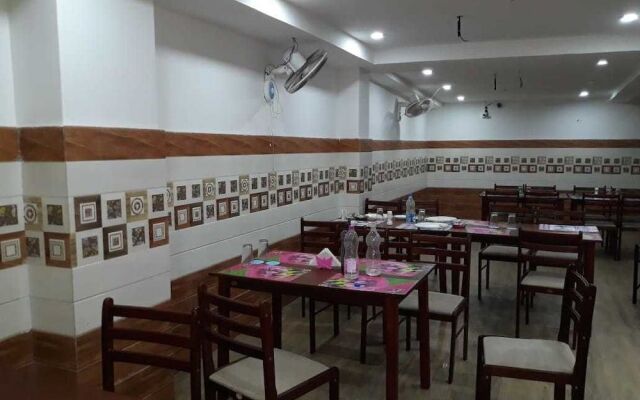 Goroomgo Shayon Residency Puri
