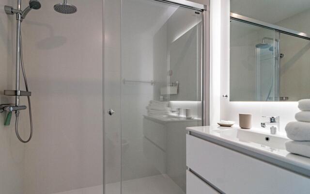 VG13- Modern apartment, 5 min to beach