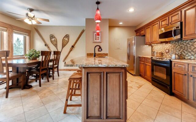 Park Place Condos by CRMR