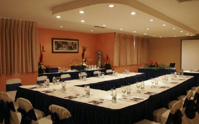 Margarita Dynasty Hotel & Suites