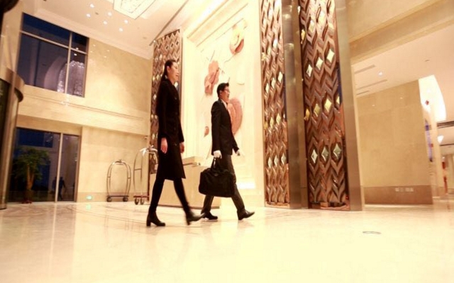 Hotel Plaza Carnival Qingdao