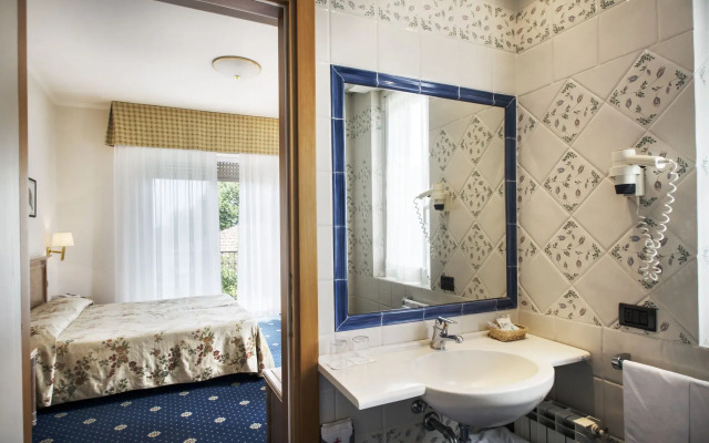 Hotel Lido La Perla Nera