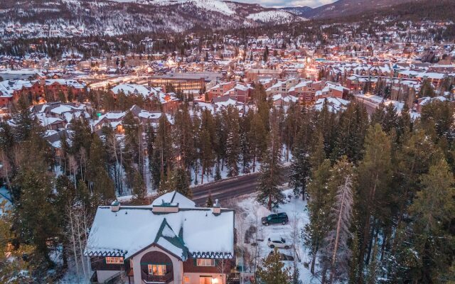 Breckenridge Boutique Hotel