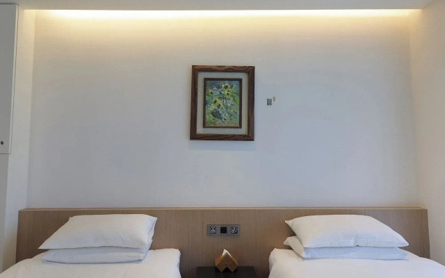 Royal Roi Hotel