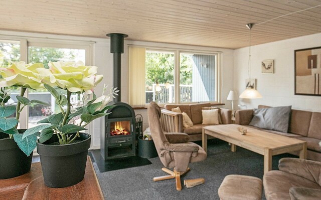 5 Person Holiday Home in Thyholm-by Traum