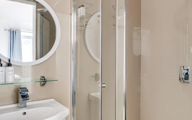 Private Secure Studio in Camps Bay The Cove