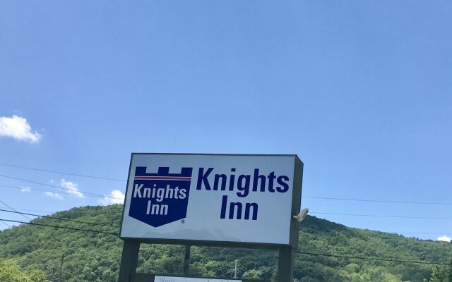 Knights Inn Paxinos