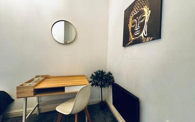 Captivating 2-bed Apartment in Liverpool