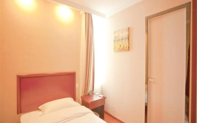 GreenTree Inn Liaoning Dalian Railway Station South Shengli Square Express Hotel – Guest Rooms – Dalian