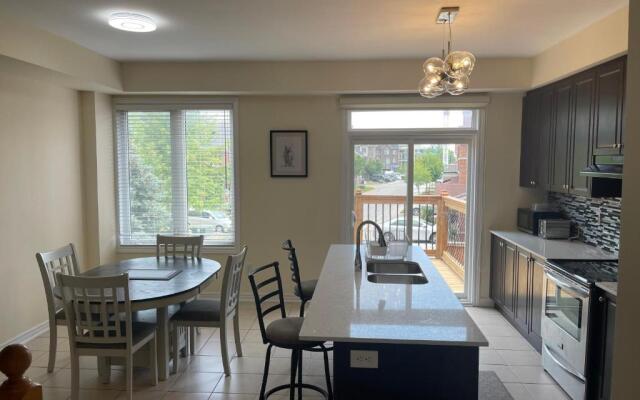 Yet Another Exquisite 3+1 Bedrooms Home Experience