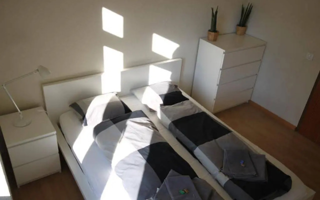 ZH Seefeld - Hitrental Apartment
