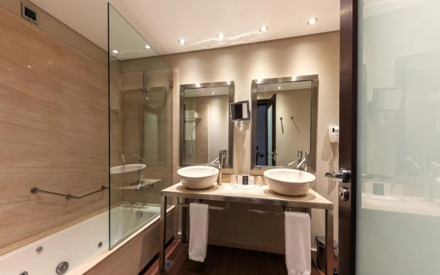 Lux Fatima Hotel