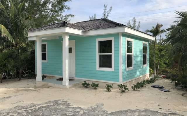 Aqua Villa And Cottage 3 Bedroom Home