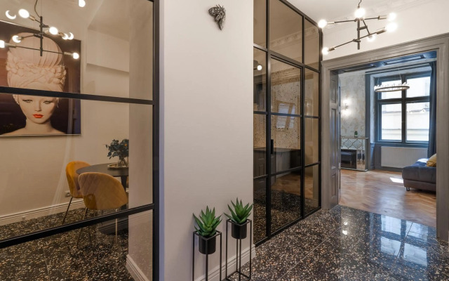 Emperor Castle View Suite