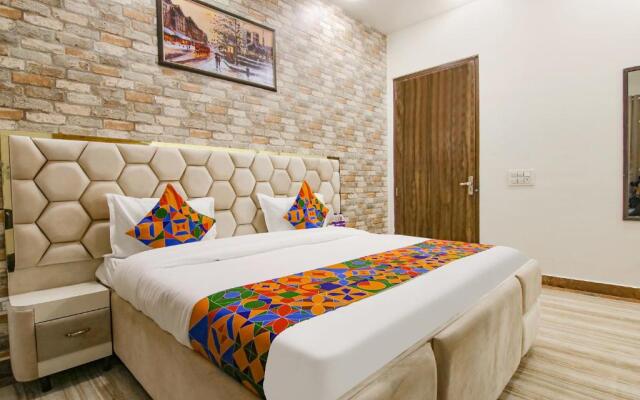FabHotel Sky Lark Farm