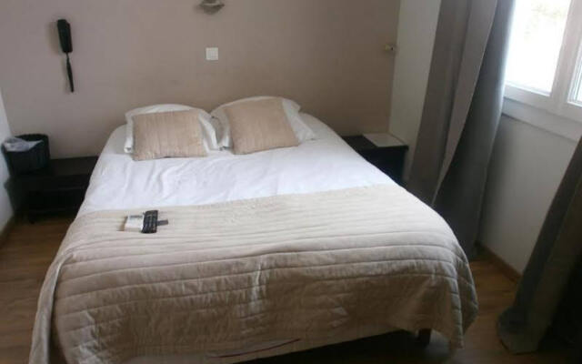 Blue Hotel