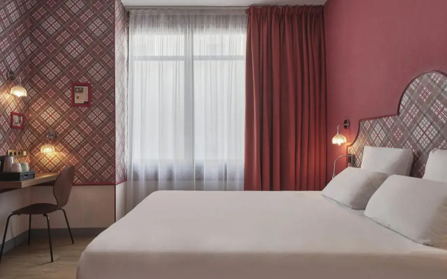 Hôtel Boris V. by Happyculture