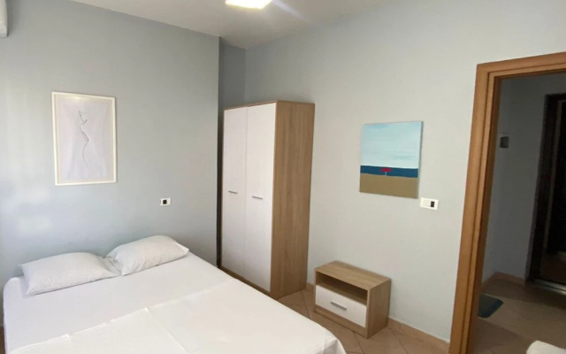 "apartment Next to the Beach Plazh"
