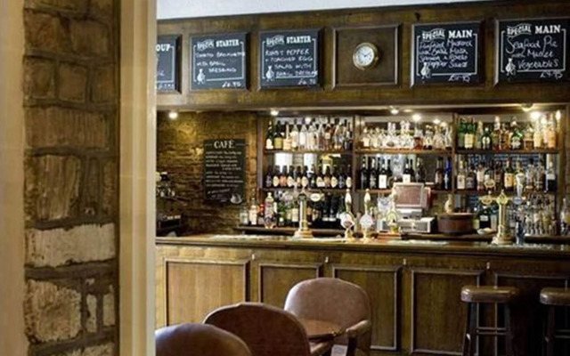 The Snooty Fox
