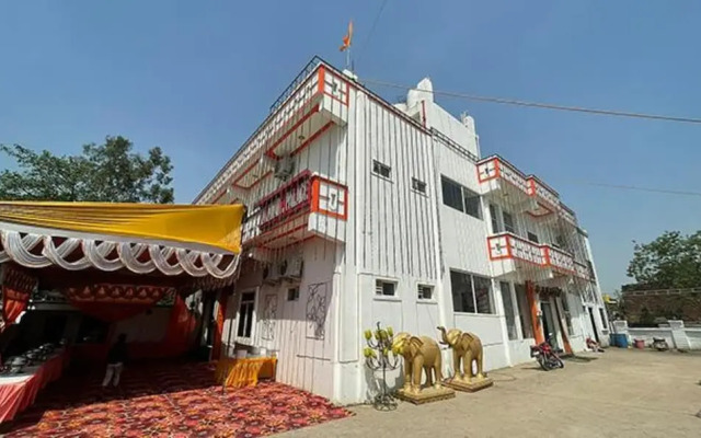 Fabhotel Kalawati Palace