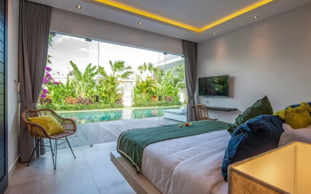 Villa Elisa – Guest Rooms – Kerobokan Kelod
