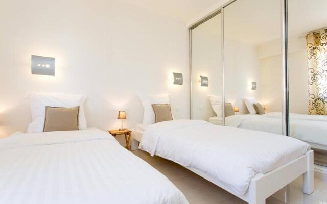 Sea View 3 Beds Next To Palais