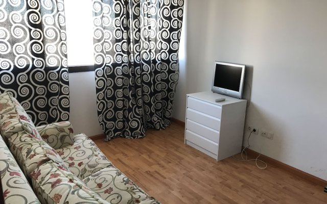 Comfortable Apartment With Wifi And Parking Space