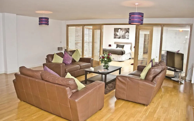 Base Serviced Apartments - Duke Street
