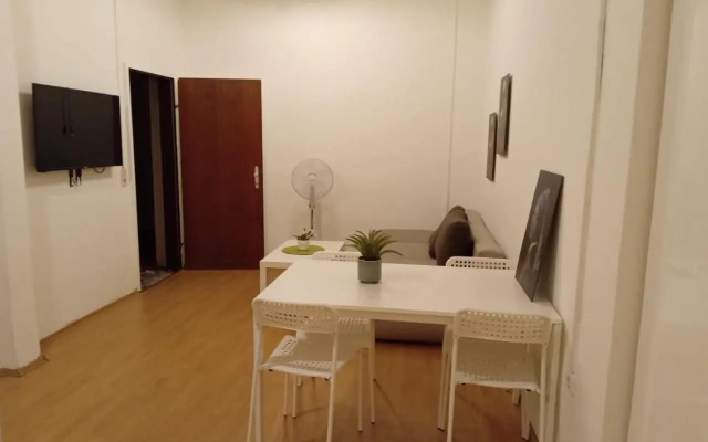 Beautiful 2BR Apt.- Perfect for Longstays