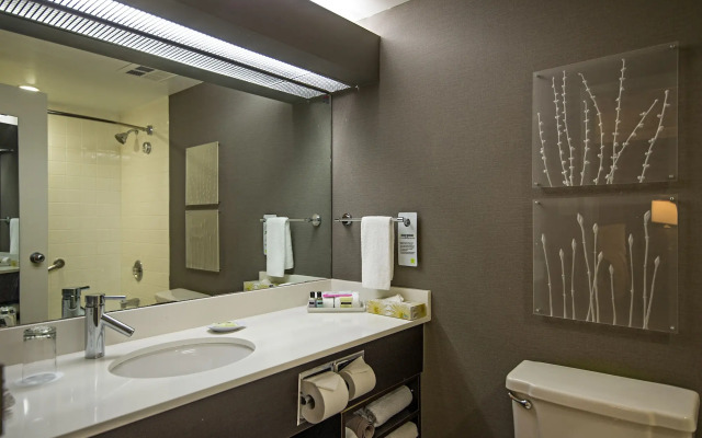 Cambridge Suites Hotel