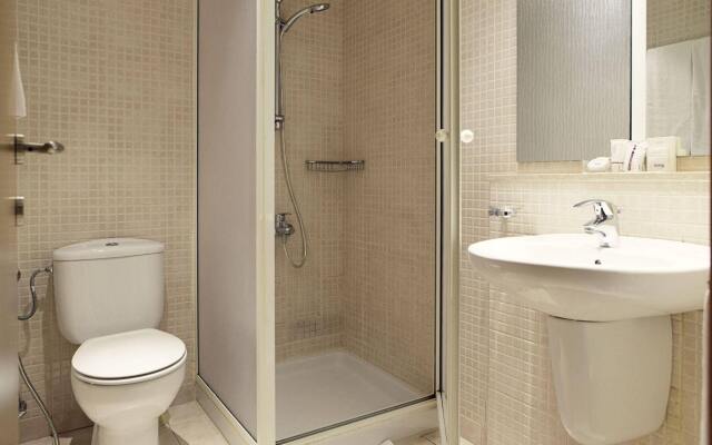 The Smallville Xpress Hotel