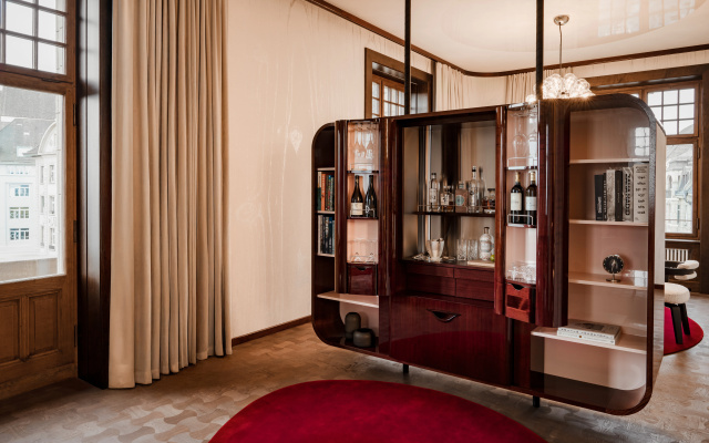 Grand Hotel Les Trois Rois – Guest Rooms – Basel