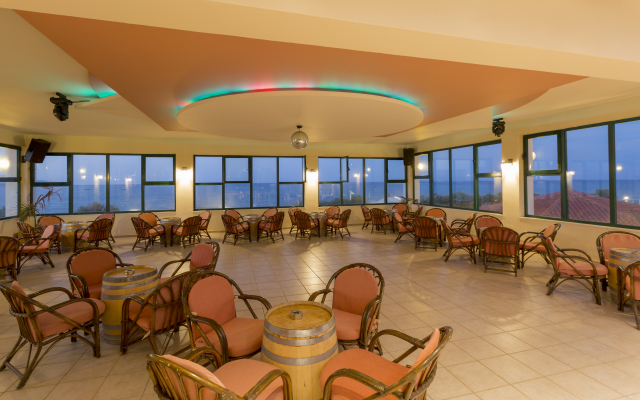 Dessole Dolphin Bay Resort – All Inclusive