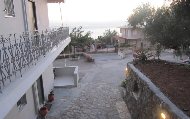 Blue Yard Apartments